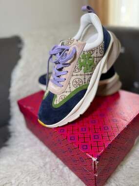 Tory Burch Good Luck Trainer Monogram Sneakers Size 10